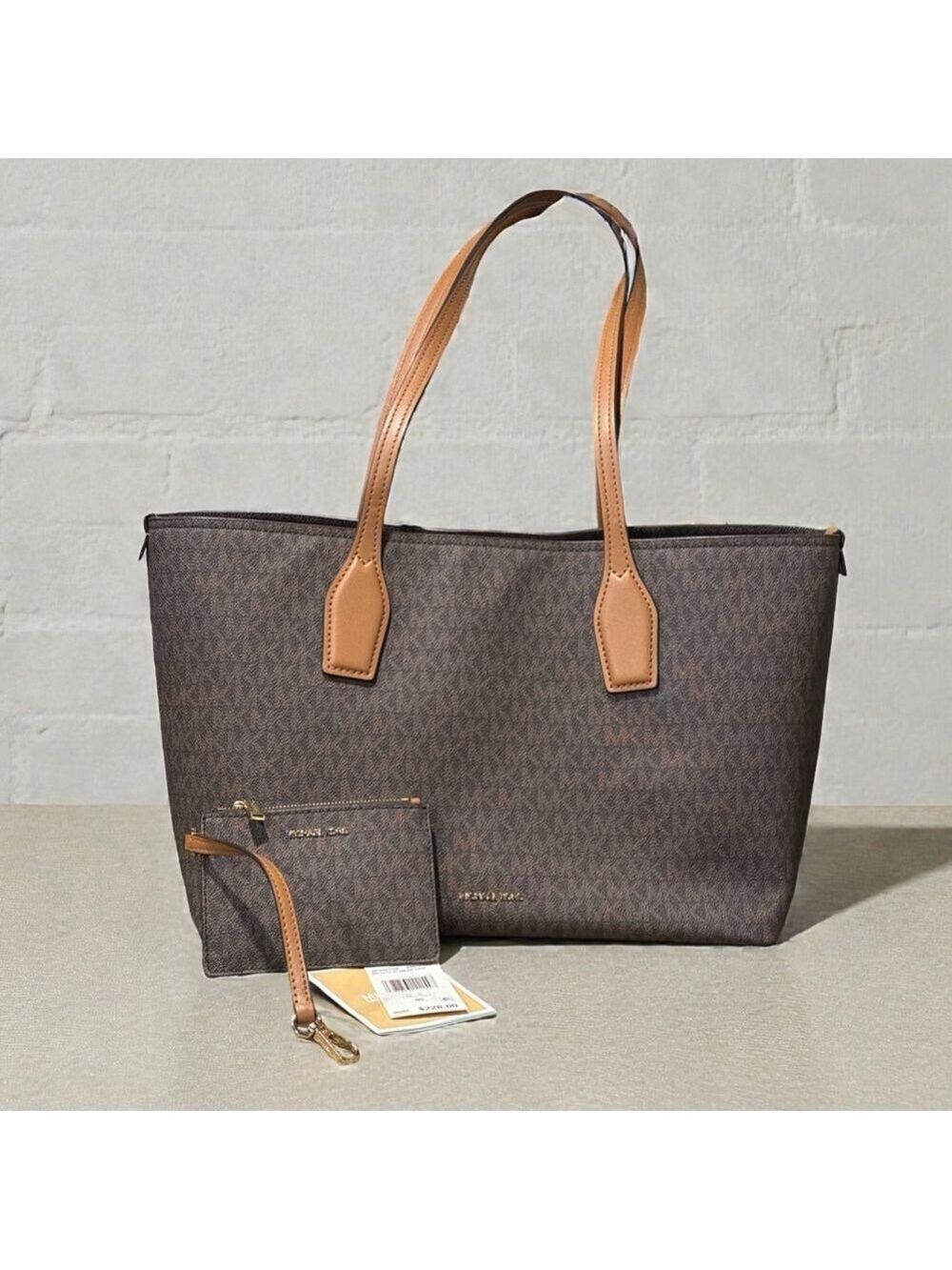 Michael Kors Medium Charlie Tote Acorn Brown Logo NWT - Picture 5 of 16